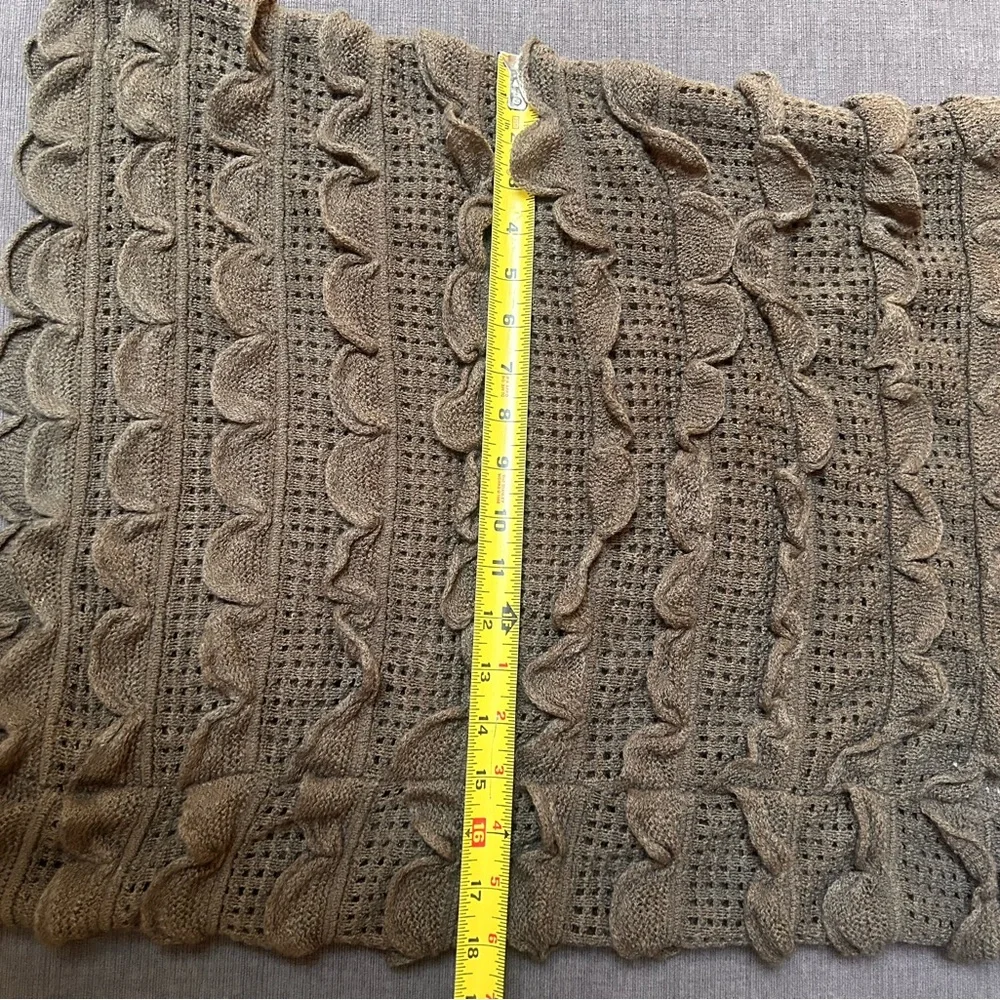 Taleen olive soft scalloped infinity scarf NEW